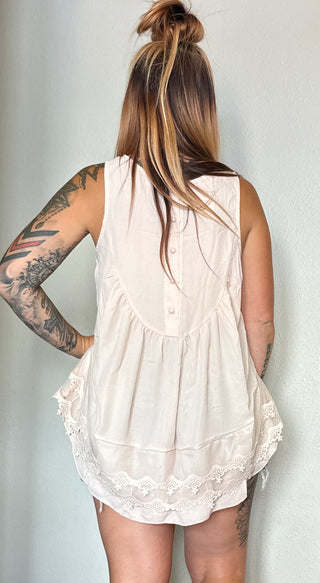 Sleeveless Lace Babydoll Tanktop